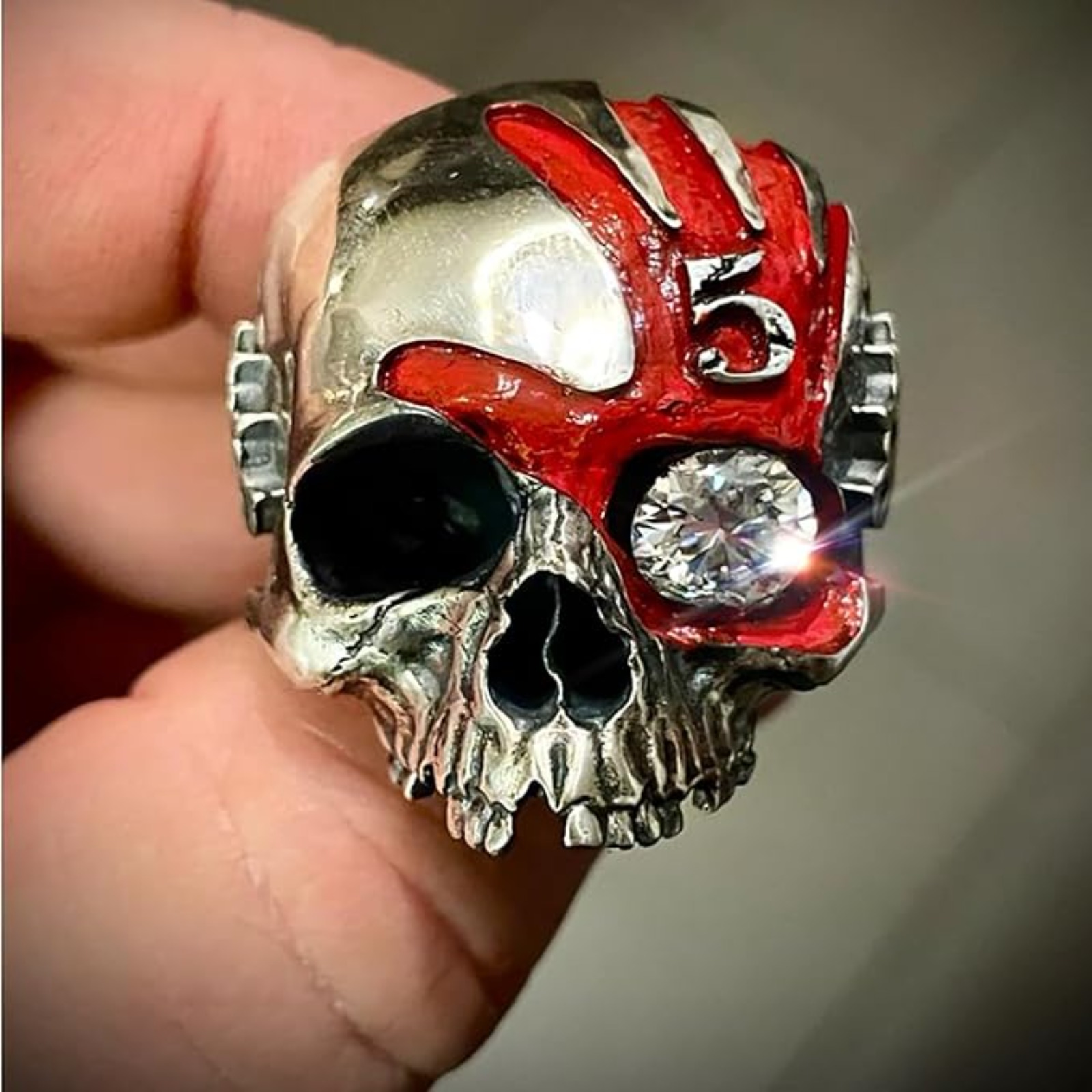 Vijf Vingers Punch Skull Ring, - Gothic Skull Ring recensie en prijs